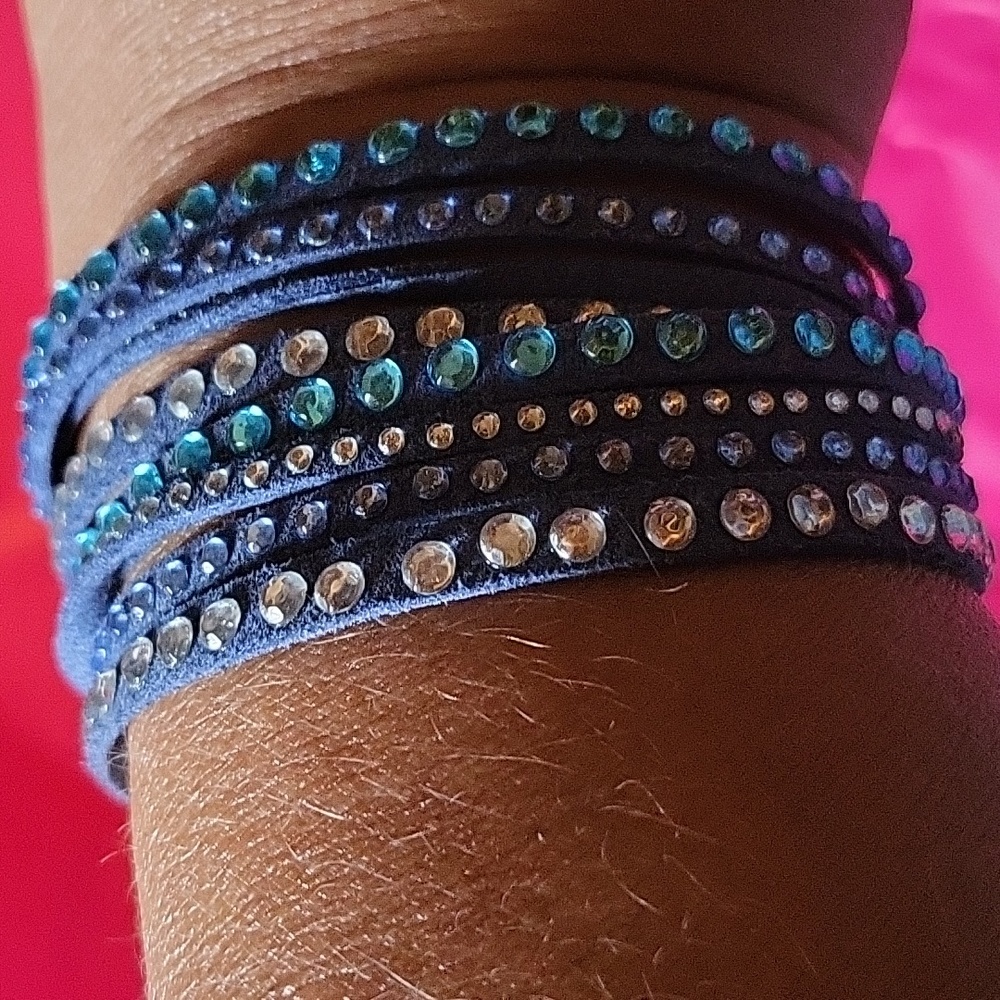 Blue double wrap slake bracelet